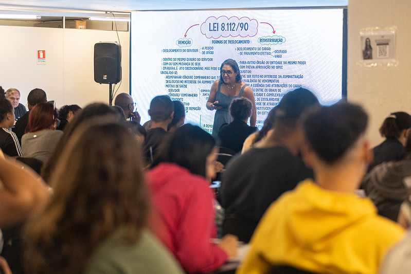 Aprova DF passa de 126 mil inscritos em cursos para concursos