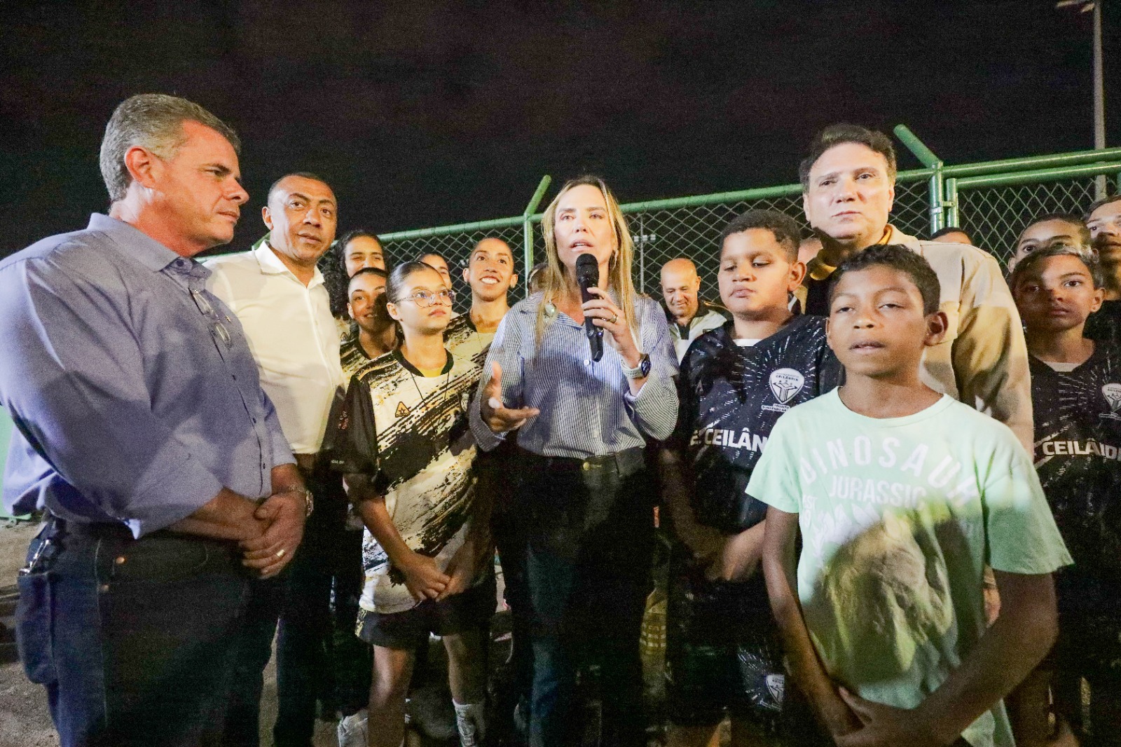 Ceilândia ganha iluminação em arena de beach soccer e campo sintético