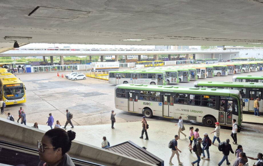 Ônibus estacionados na Rodoviária do Plano Piloto